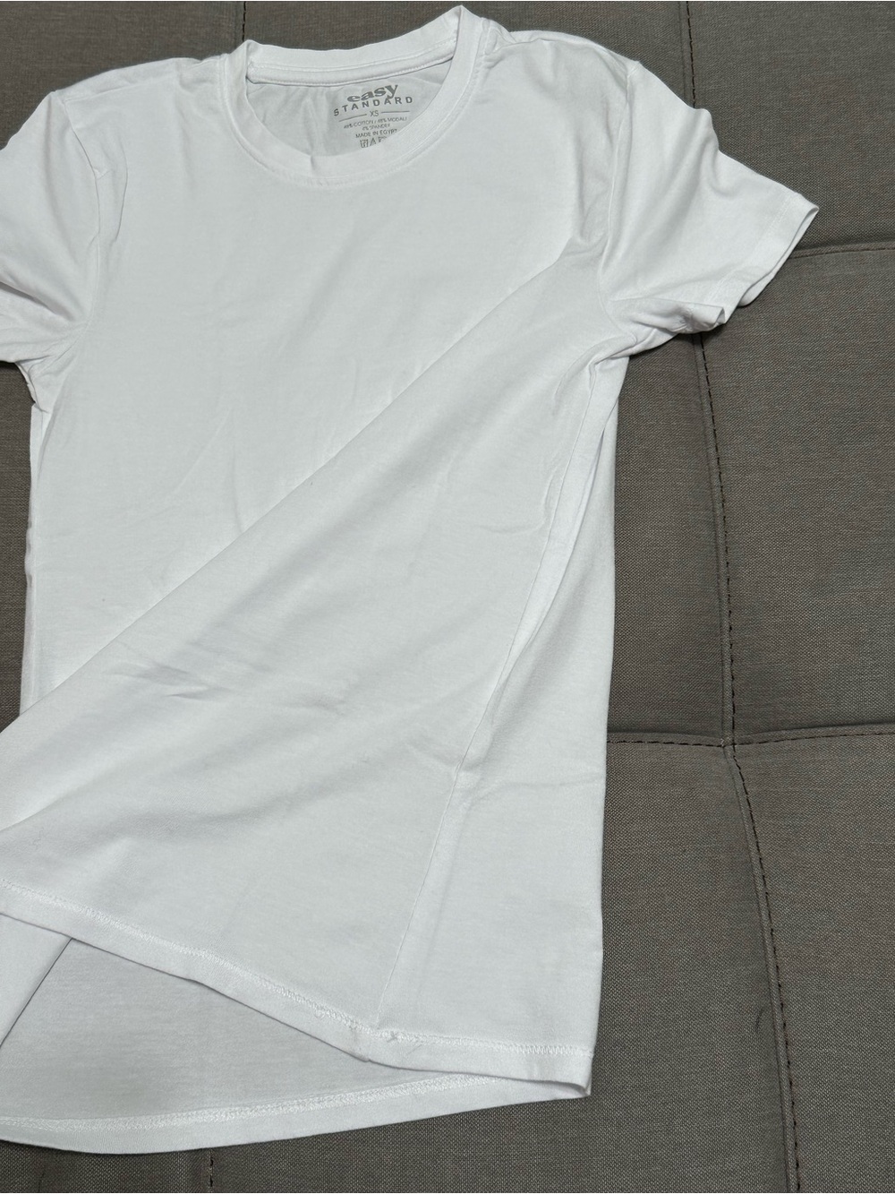 Easy Standard White Tank Top T-Shirt Womens Size Small